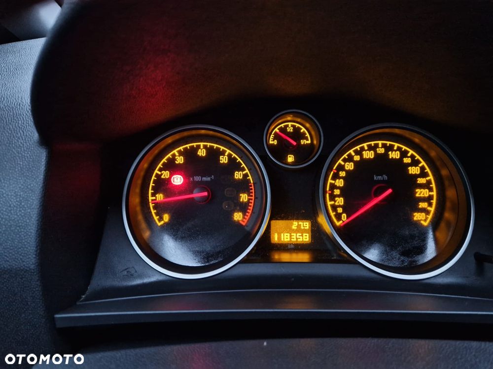 Opel Zafira - 15