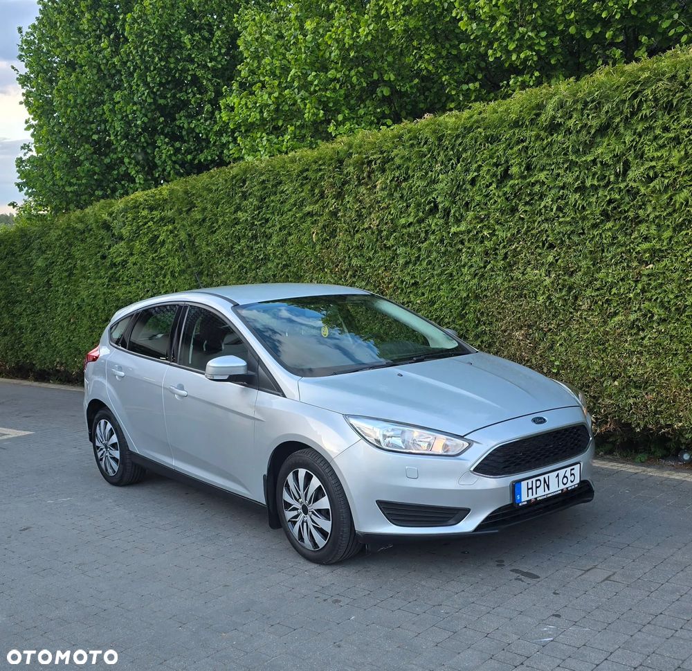 Ford Focus 1.6 Ti-VCT Sport - 2