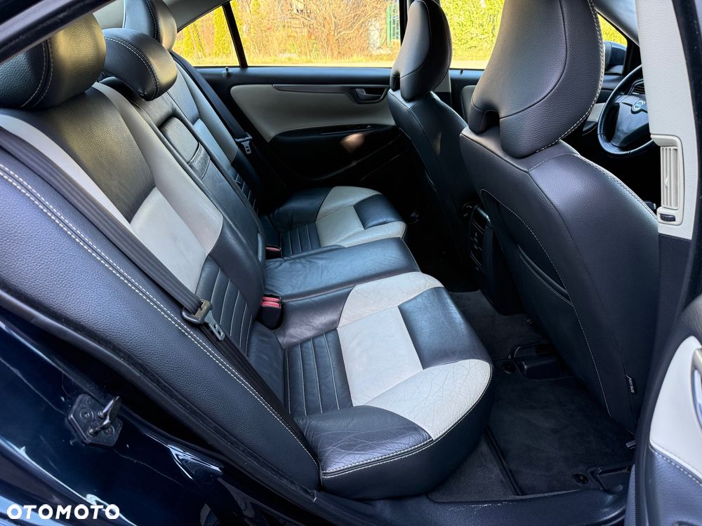 Volvo S60 D5 Edition - 5