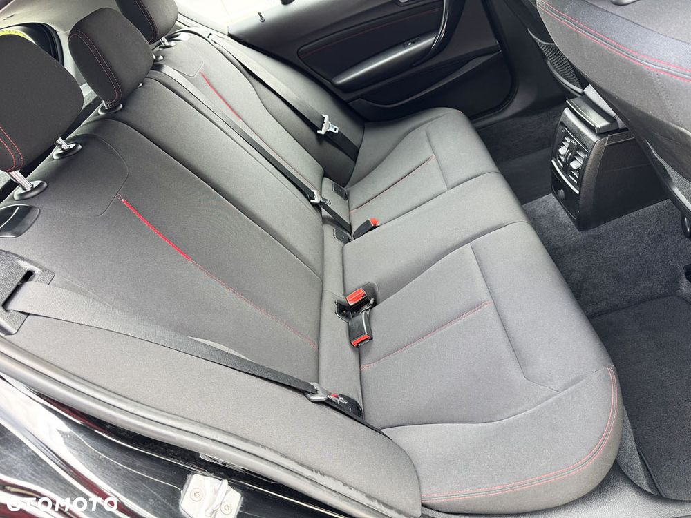 BMW Seria 1 116i Sport Line - 31