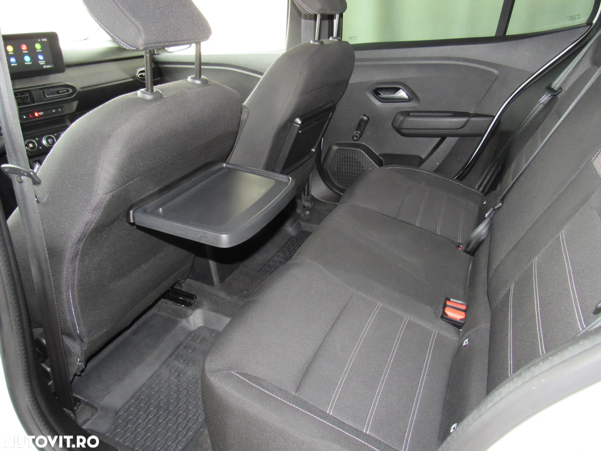 Dacia Logan TCe 90 MT6 Comfort - 10