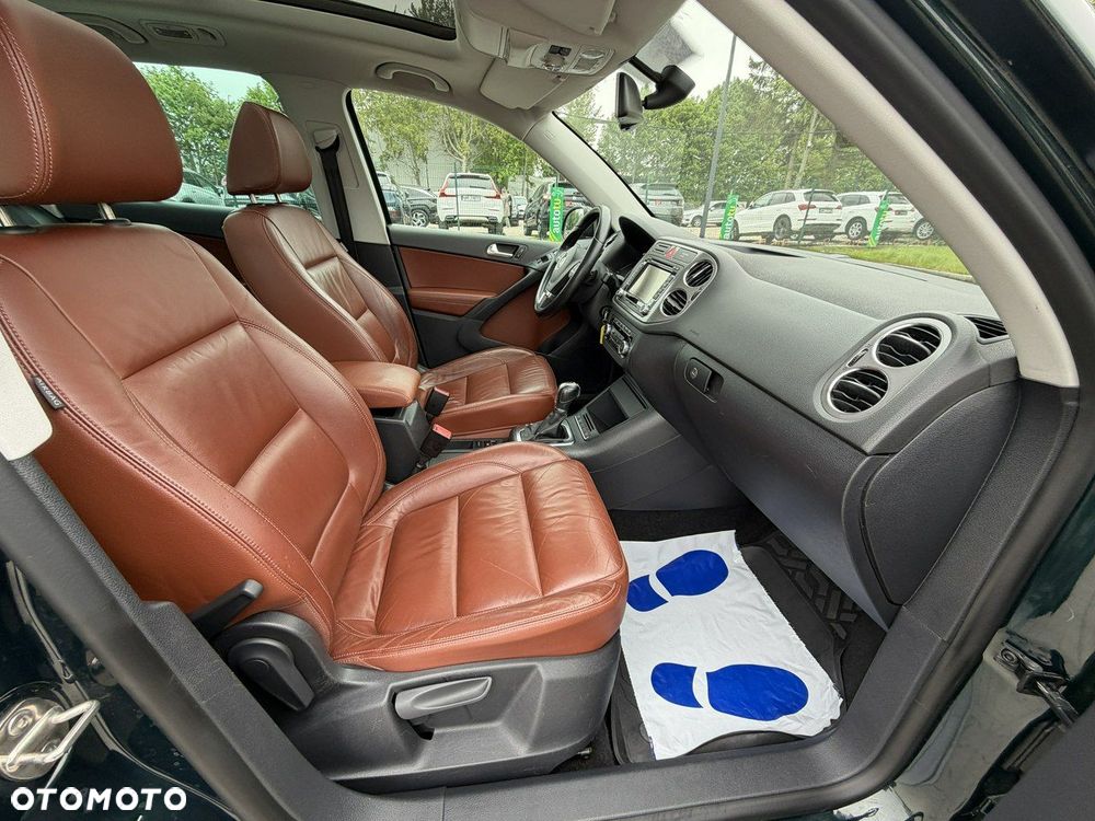 Volkswagen Tiguan 2.0 TDI DPF 4Motion BlueMotion Technology DSG Exclusive - 36