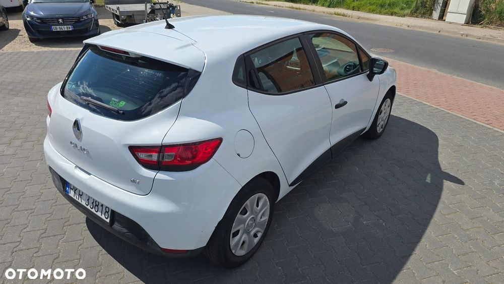 Renault Clio 1.5 dCi Alize - 14
