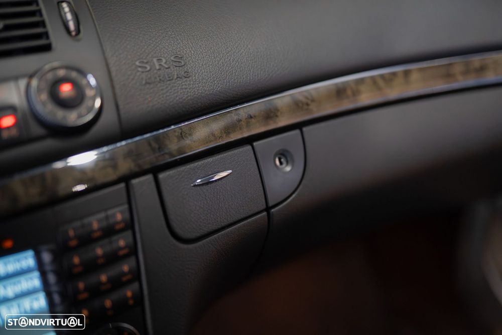 Mercedes-Benz E 320 CDi Avantgarde - 48