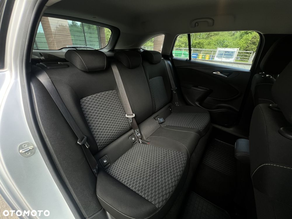 Opel Astra 1.4 T GPF Enjoy S&S - 13