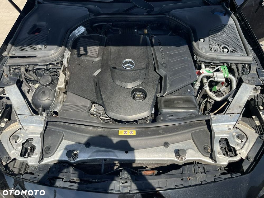Mercedes-Benz CLS - 21
