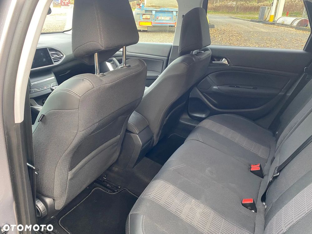 Peugeot 308 BlueHDi 130 Stop & Start Allure Pack - 15
