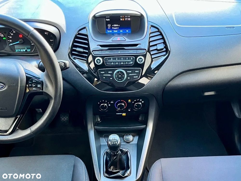 Ford Fiesta 1.25 SYNC Edition - 19