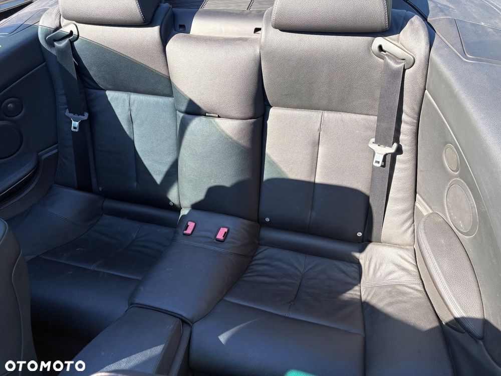 BMW Seria 6 650 i - 17