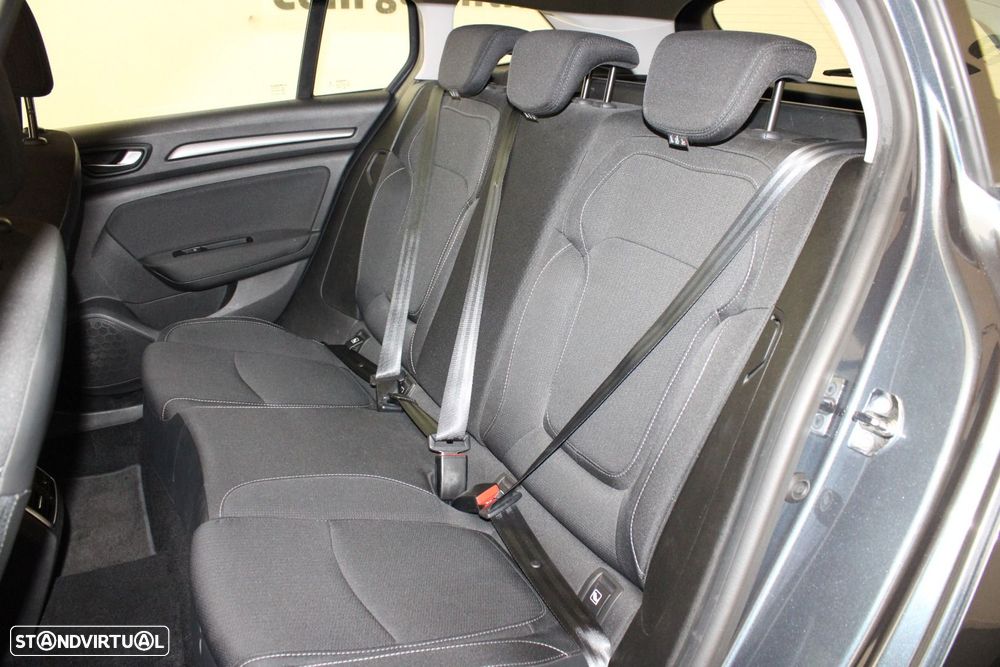 Renault Mégane Sport Tourer 1.6 E-Tech Plug-In Zen - 28