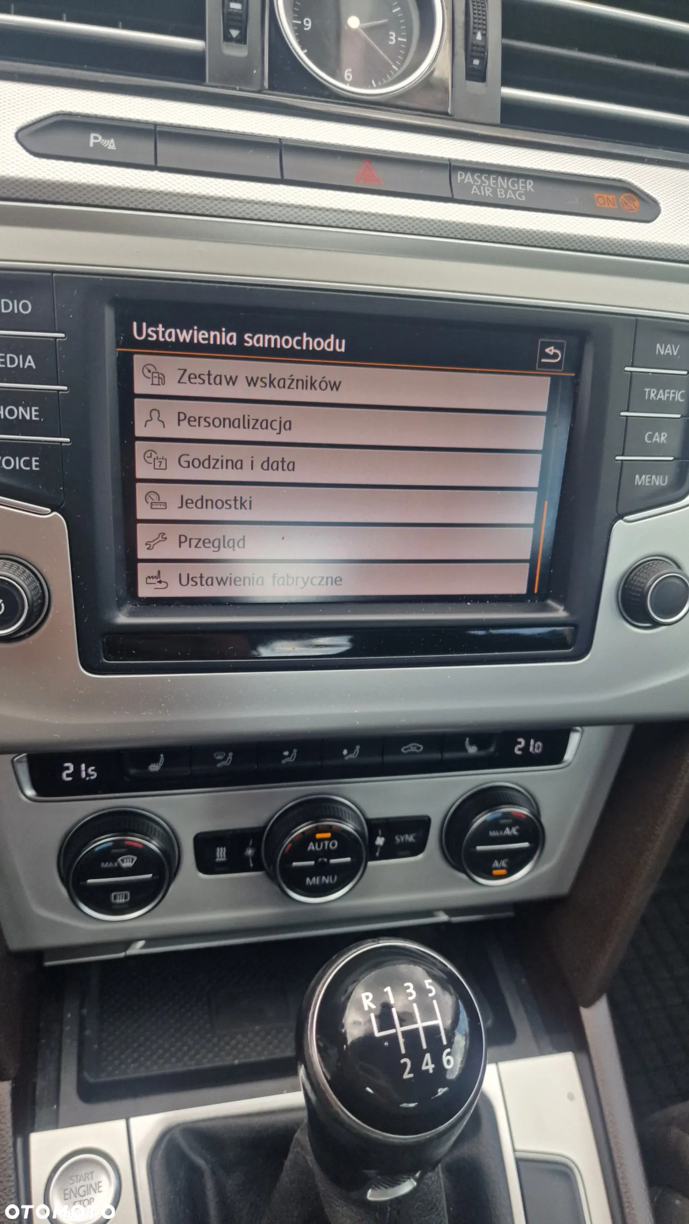 Volkswagen Passat 2.0 TDI BMT Comfortline - 10
