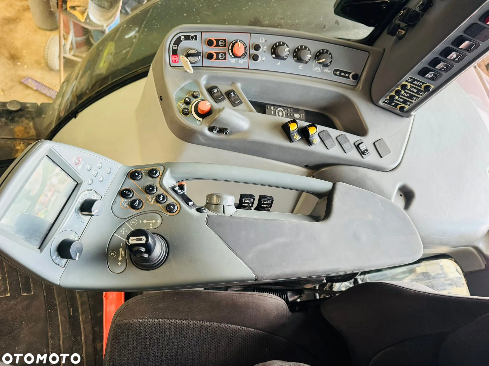 Valtra S233 - 15