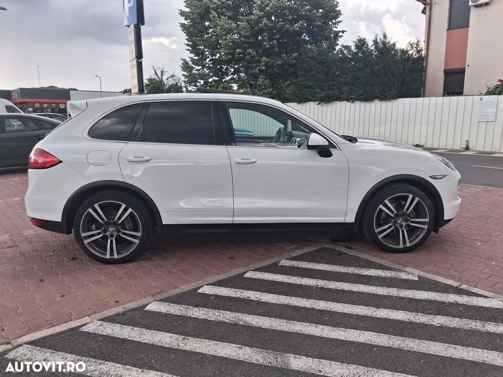 Porsche Cayenne - 10