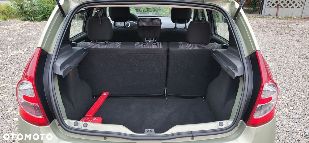 Dacia Sandero 1.6 Ambiance - 25