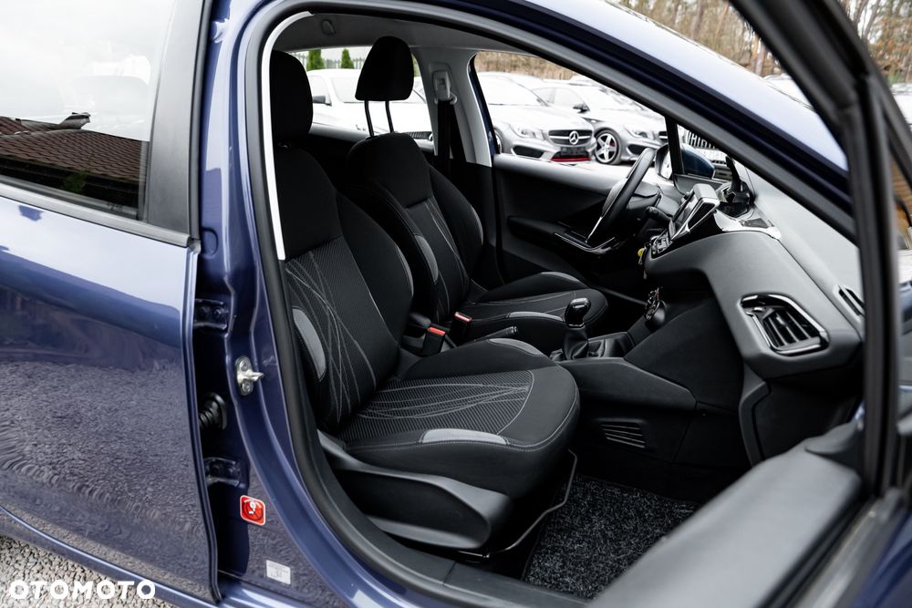 Peugeot 208 PureTech 82 Allure - 23