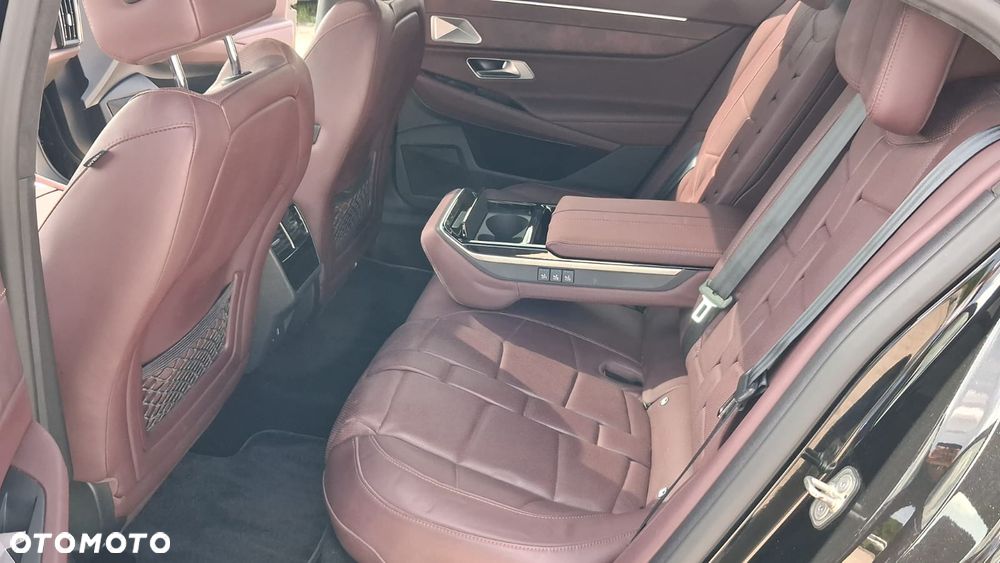 DS Automobiles DS 9 - 22