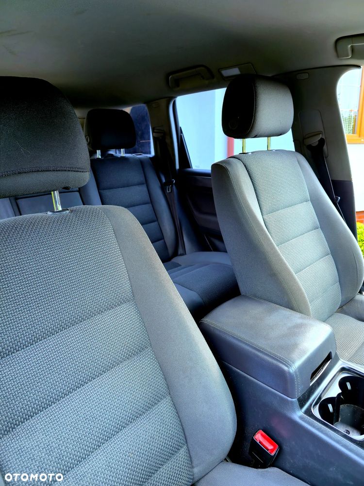 Volkswagen Touareg - 9