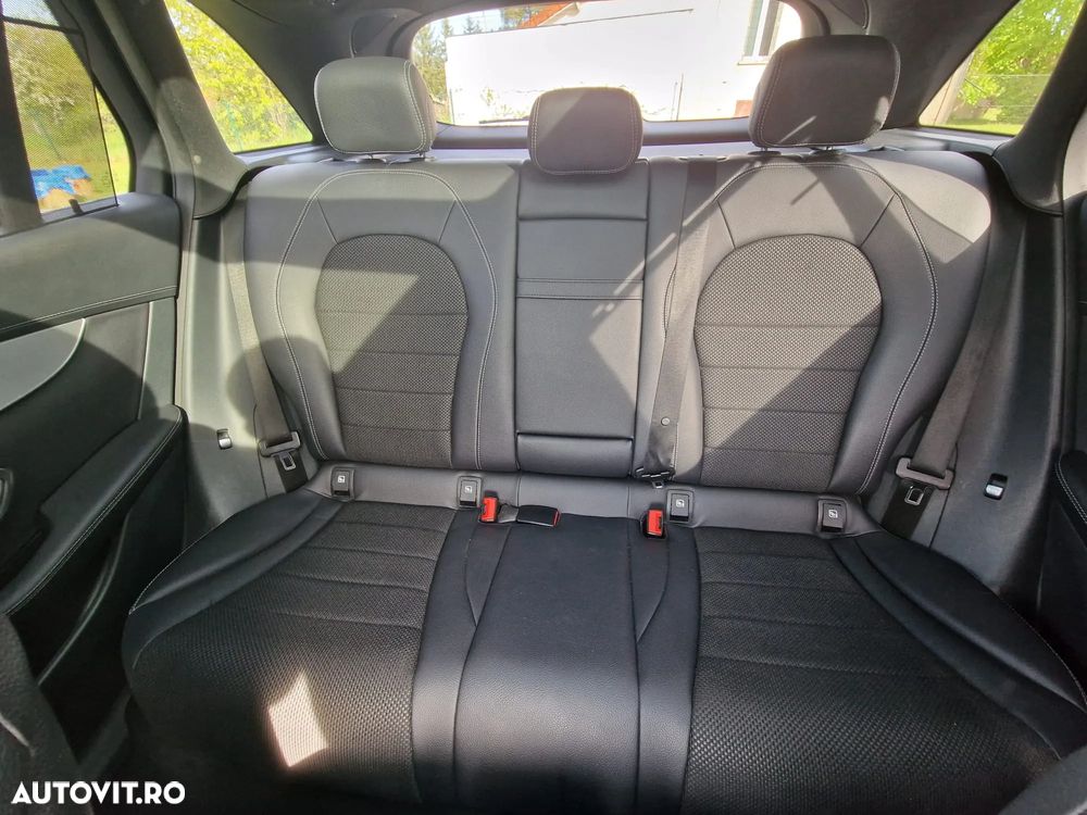 Mercedes-Benz GLC 220 d 4MATIC 9G-TRONIC - 16