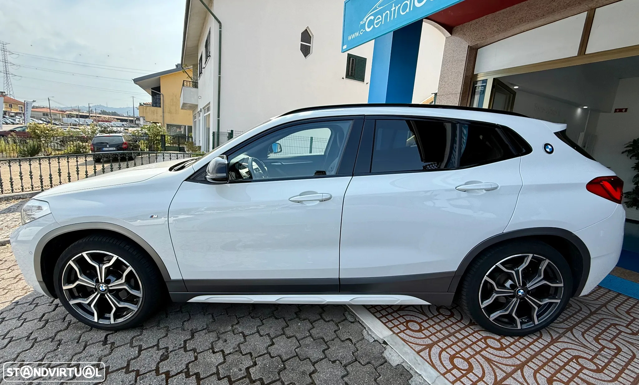 BMW X2 16 d sDrive Auto X Pack M - 6