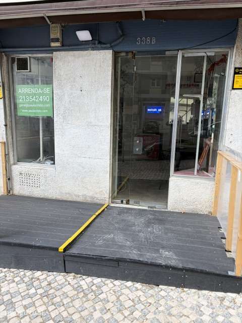 Loja Benfica com ótima localização