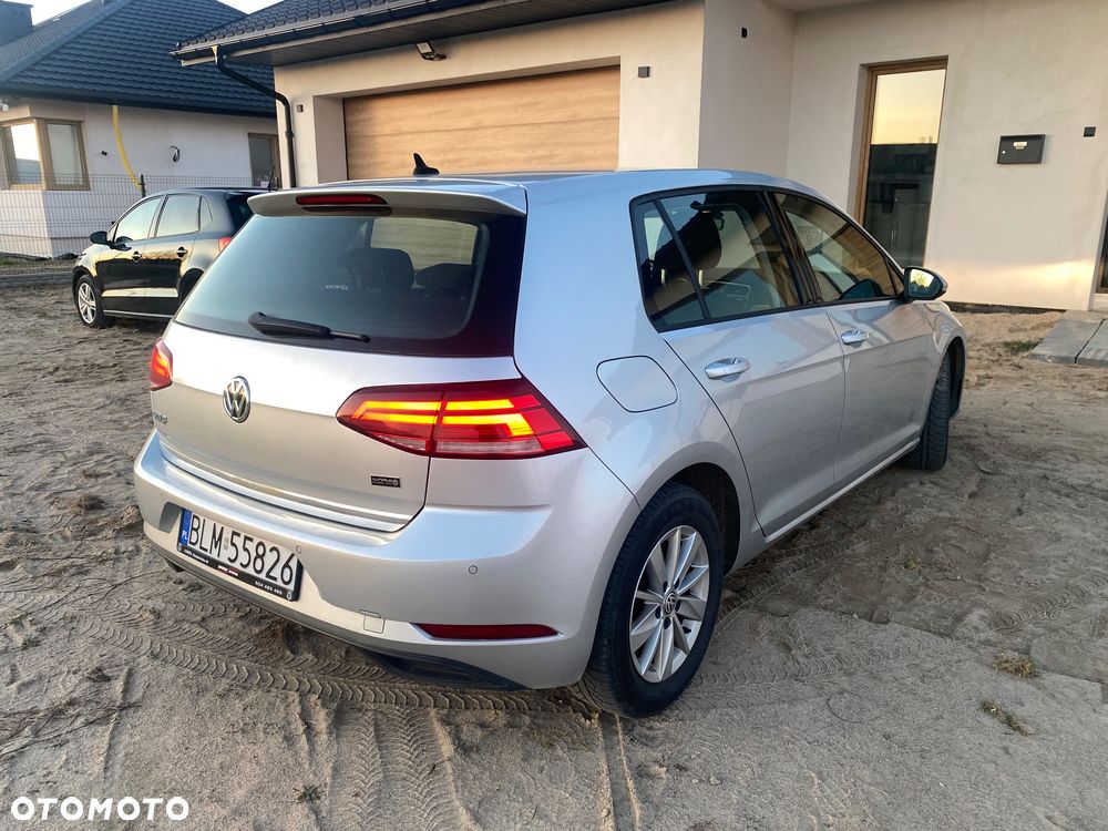 Volkswagen Golf 1.6 TDI BMT Comfortline - 12