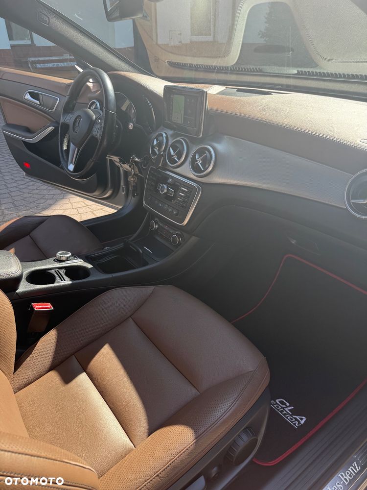 Mercedes-Benz CLA 200 (CDI) d 4Matic 7G-DCT - 27