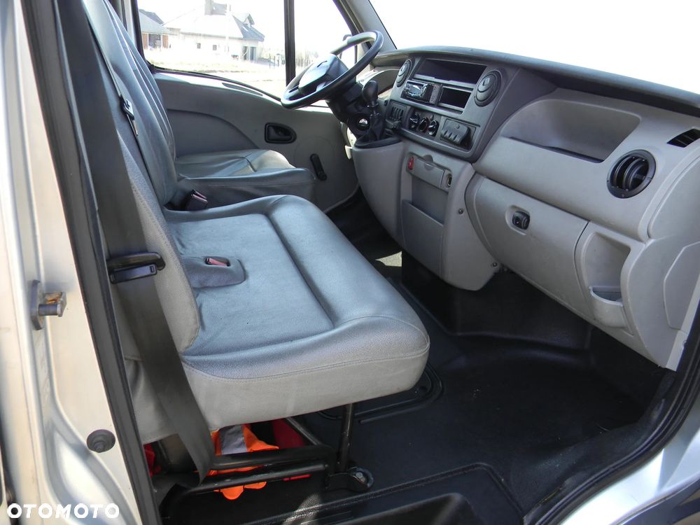 Volkswagen Transporter - 38