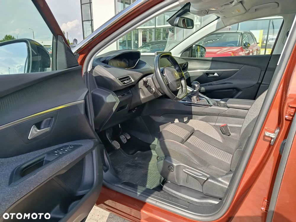 Peugeot 3008 1.2 PureTech Allure Pack S&S - 4