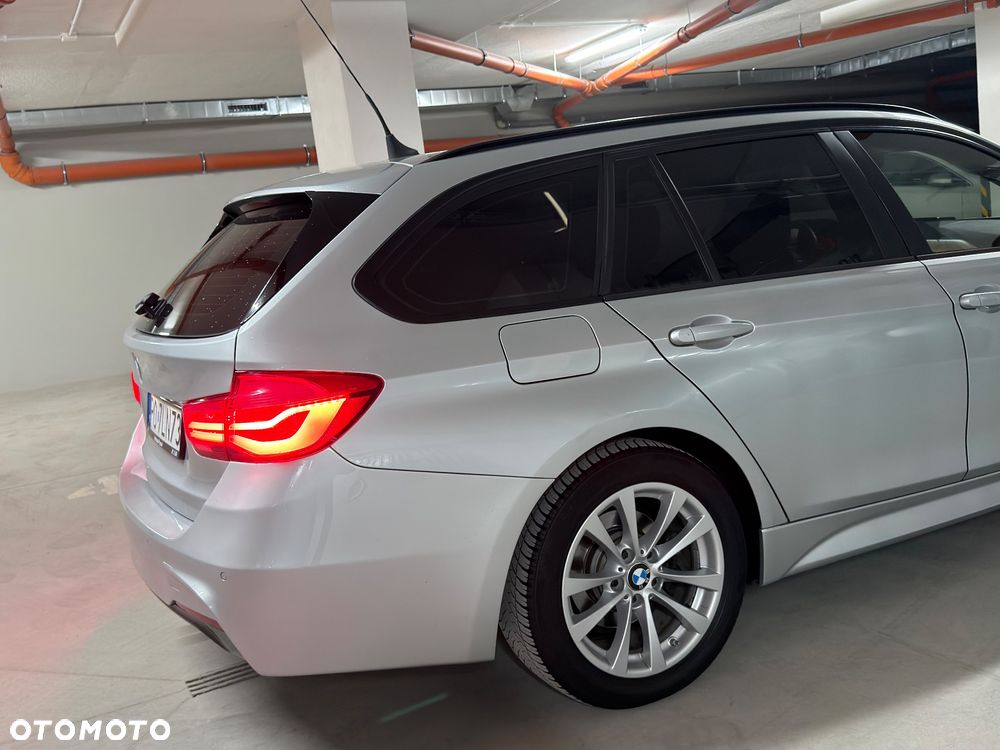 BMW Seria 3 318d M Sport - 11