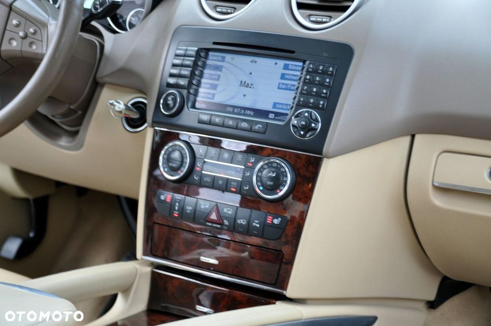 Mercedes-Benz ML - 29