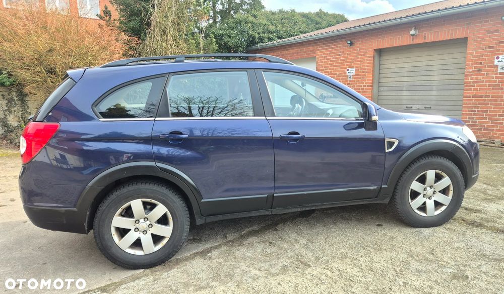 Chevrolet Captiva 3.2 LT (deu) - 25
