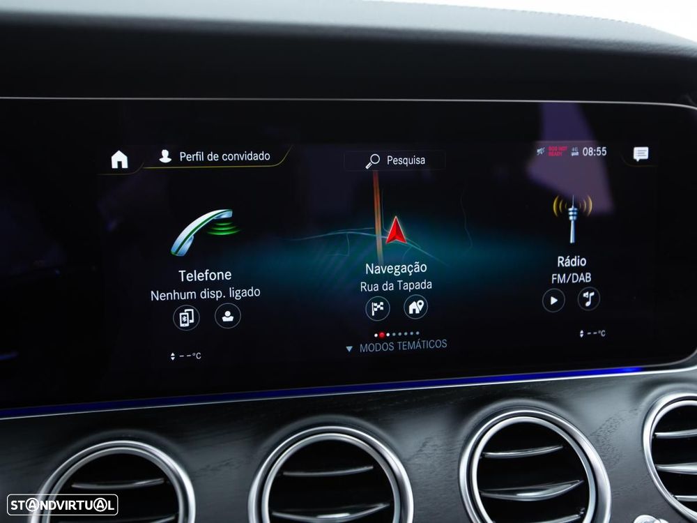 Mercedes-Benz E 300 de 4Matic 9G-TRONIC AMG Line - 28