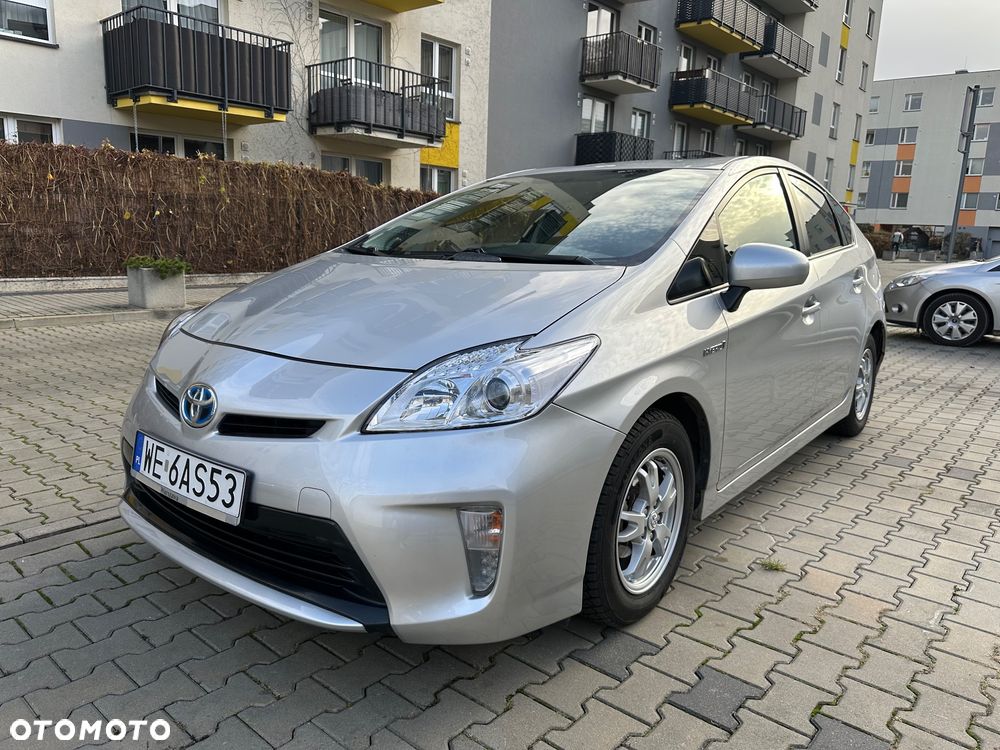 Toyota Prius 1.8 HSD Active - 12