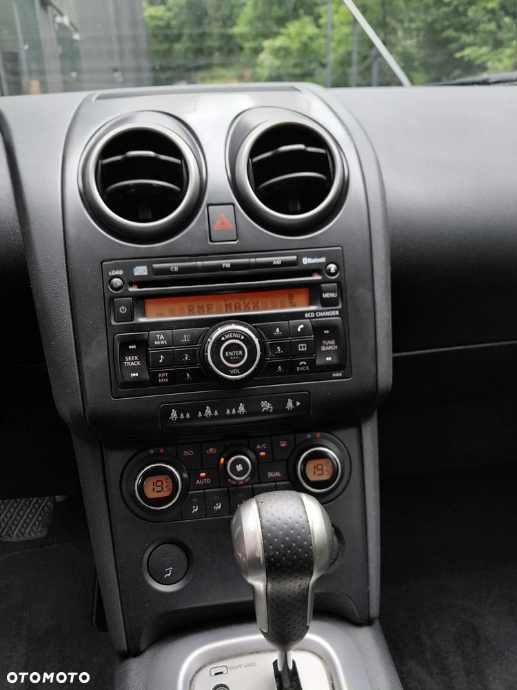 Nissan Qashqai 2.0 Tekna CVT - 13