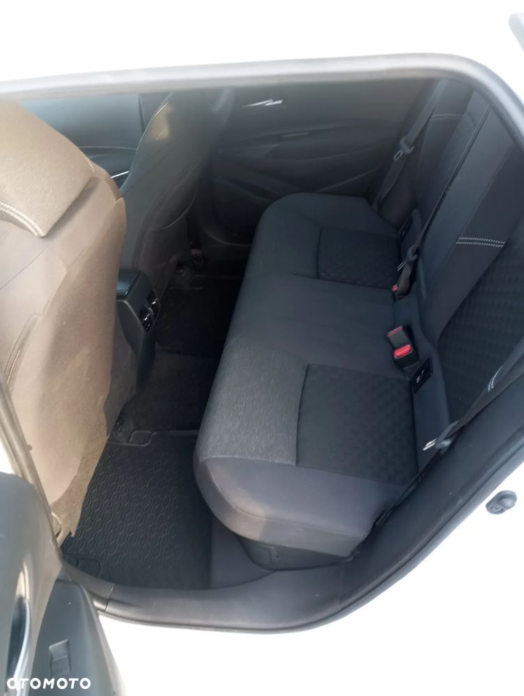 Toyota Corolla 1.8 Hybrid Comfort - 14