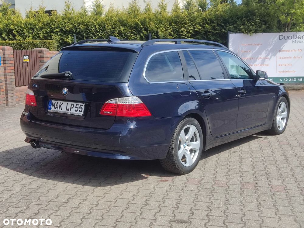 BMW Seria 5 520d Edition Exclusive - 11
