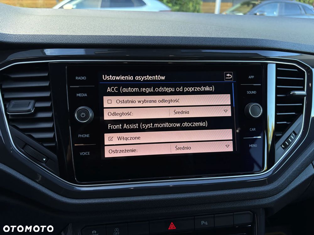 Volkswagen T-Roc - 27