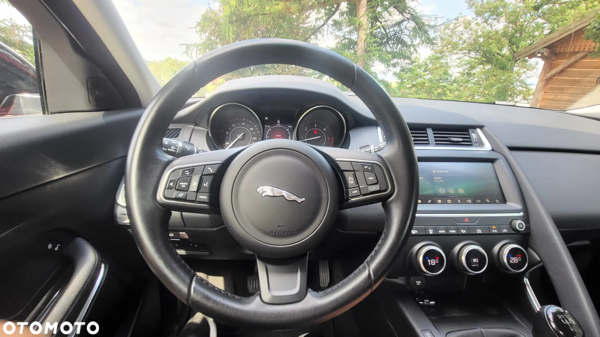 Jaguar E-Pace 2.0 i4D AWD - 17