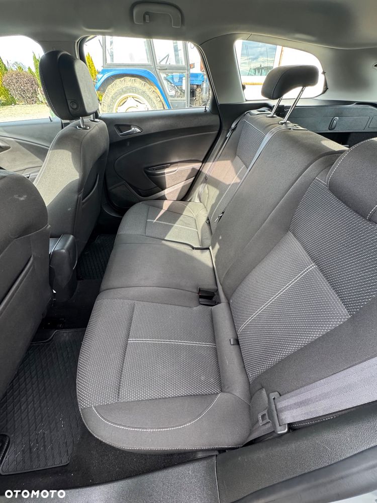 Opel Astra 1.6 CDTI Sport - 7