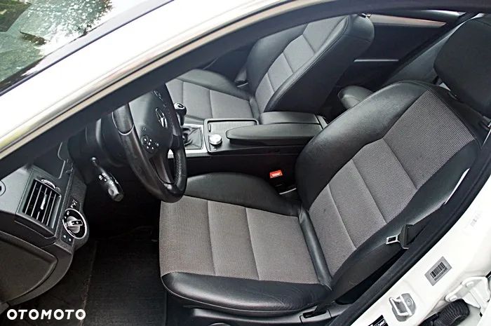 Mercedes-Benz Klasa C 180 BlueEFFICIENCY Avantgarde - 15