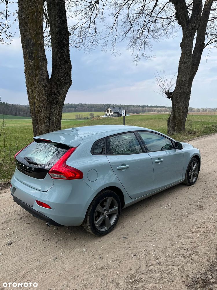 Volvo V40 D2 Drive-E SCR Momentum - 13