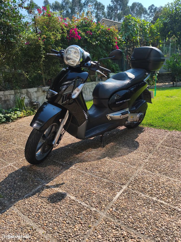 Aprilia Scarabeo Scooter - 1