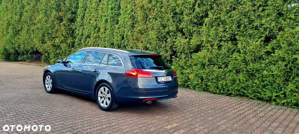 Opel Insignia - 25