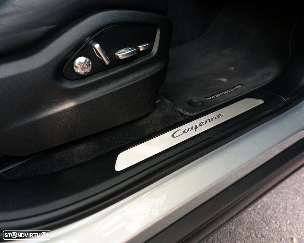 Porsche Cayenne Coupé E-Hybrid - 23
