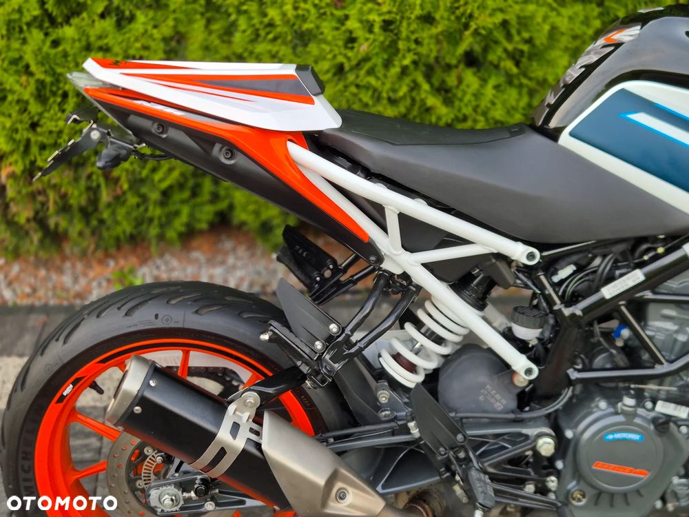 KTM Duke 125 - 9