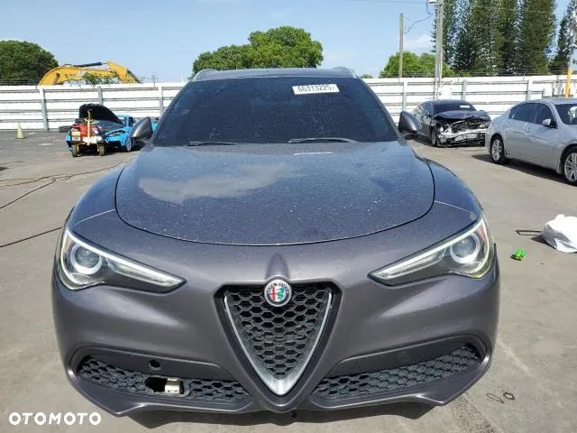 Alfa Romeo Stelvio 2.0 Turbo 16V AT8-Q4 Sprint - 10