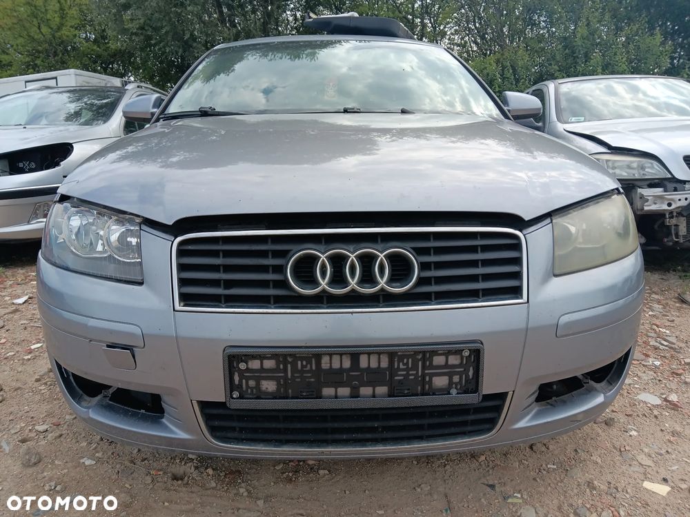 042 / AUDI A3 8P / NA CZĘŚCI / - 3