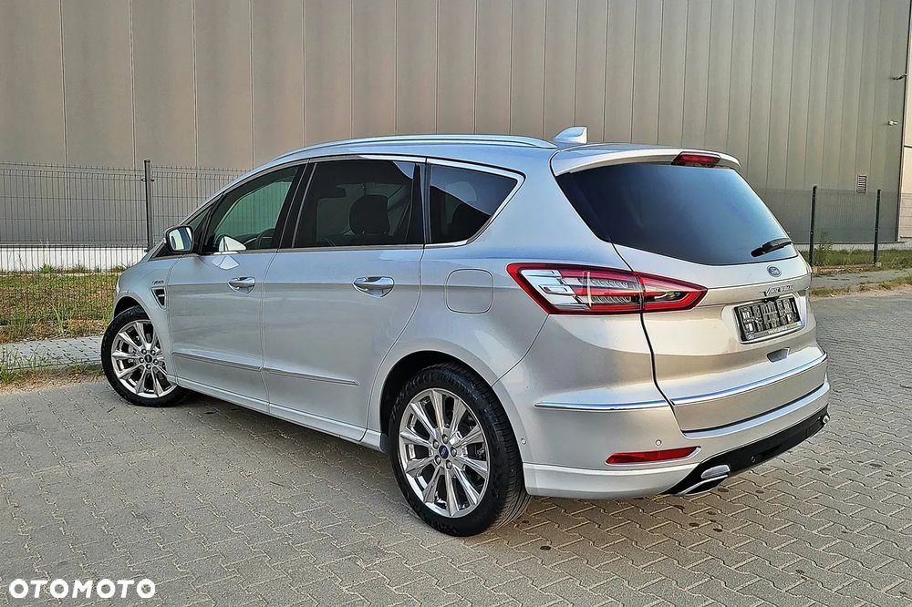 Ford S-Max - 16