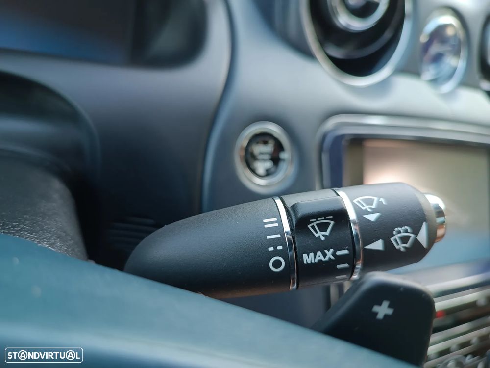 Jaguar XJ 3.0 V6 S Portfolio - 33