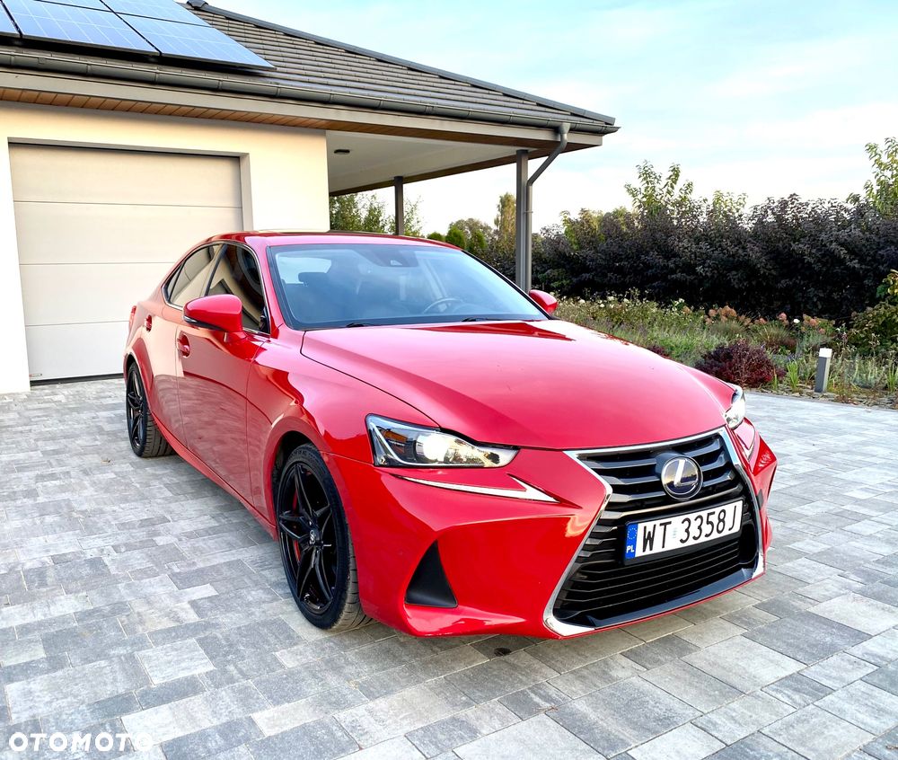 Lexus IS - 1